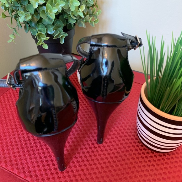 White House Black Market Heels, Black & Tan 8.5 M - Picture 6 of 6